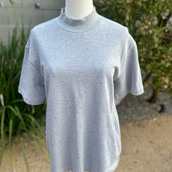 Kowtow Gray Boxy Mock Neck Short Sleeve Sweatshirt Tee (S) - Picture 1 of 7